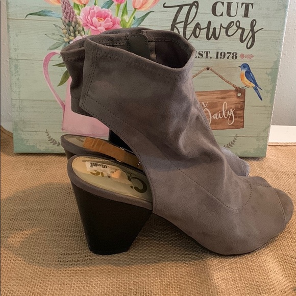 Circus Ankle Boot Sandal Size 8-1/2 - Picture 3 of 9